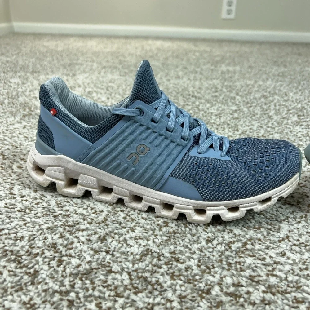 On Shoes Womens Size 8 Blue Cloudswift CloudTec Running Sneakers Comfort Walking